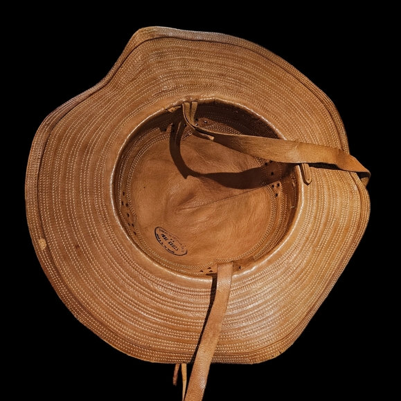 Vintage Leather Children's Hat - Picture 5 of 9